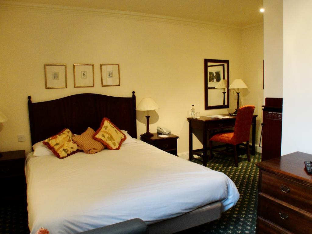 The Upper Reaches Hotel Abingdon-on-Thames Quarto foto